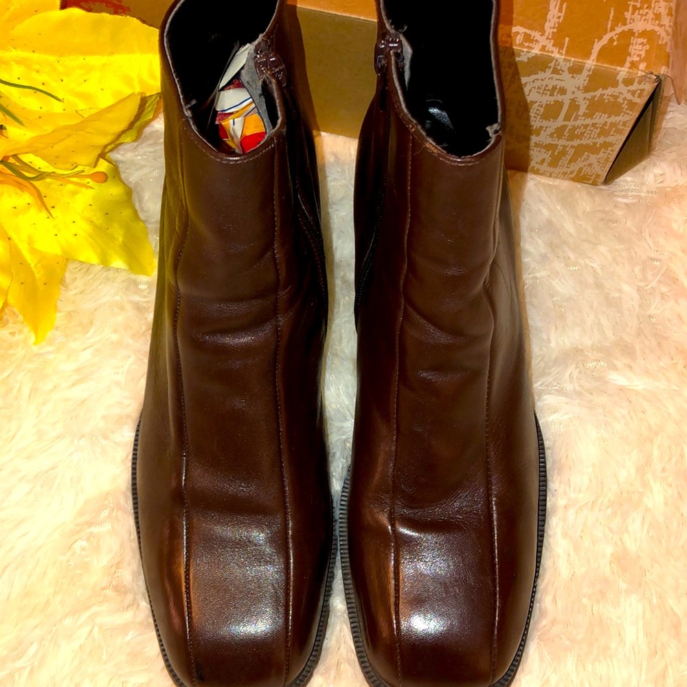 WOMEN BROWN LEATHER ANKLE BOOT BY IPANEMA